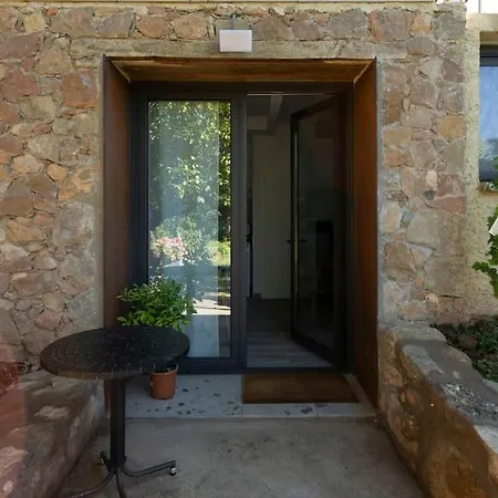 El Refugi De Cal Duc * Sant Joan de les Abadesses